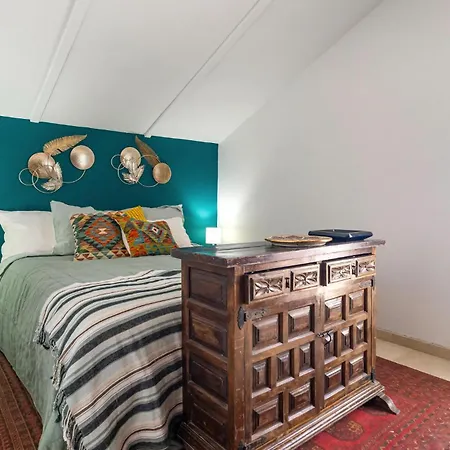 Stunning In With Swimming Pool Apartment