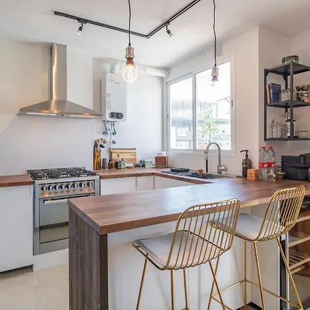 1 Bedroom Amazing In *