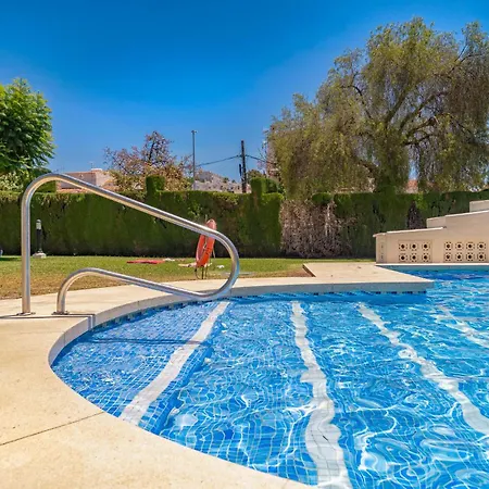 Διαμέρισμα Cozy Apartment In Marbella With Swimming Pool
